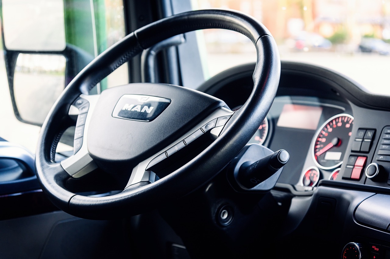 steering wheel, cockpit, truck-4059377.jpg
